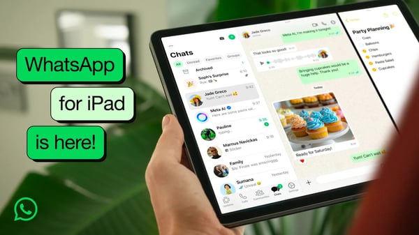 Officiële WhatsApp-promoafbeelding met de tekst 'WhatsApp for iPad is here!' en een schermafbeelding van de app op iPad