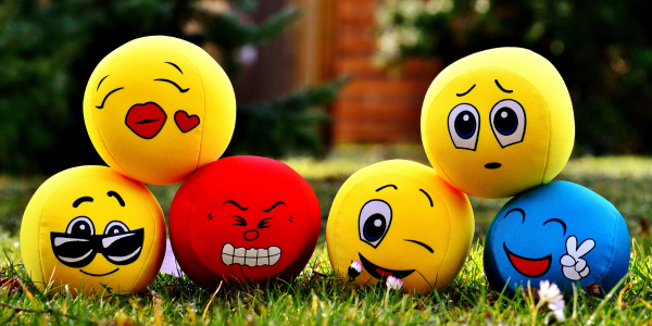 Gebruik Emoji's 🎉😊🌍 in je Communicatiestrategie: 6 praktische Tips