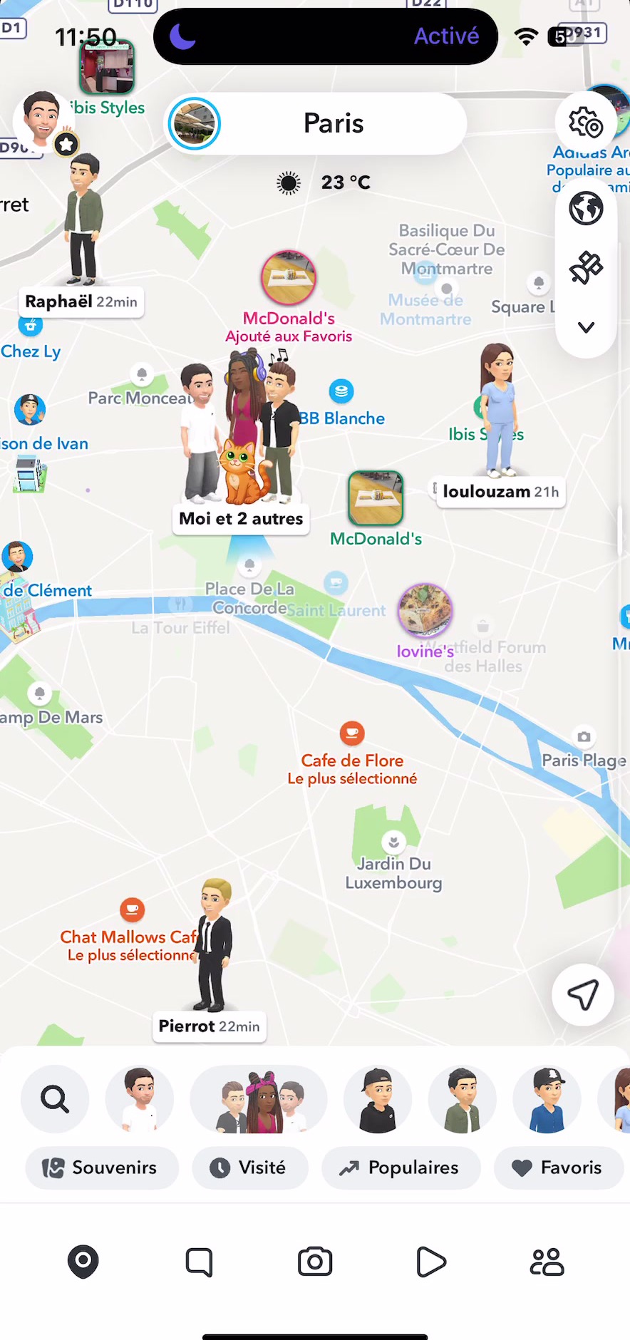 Screenshot van de officiële Snap for Business-pagina: Promoted Places-pins (McDonald's) op de Snap Map