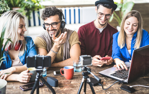 opleiding-sociale-media-facebook-instagram-whatsapp-linkedin-Twitter-pinterest opleiding-sociale-media-facebook-instagram-whatsapp-linkedin-Twitter-pinterest